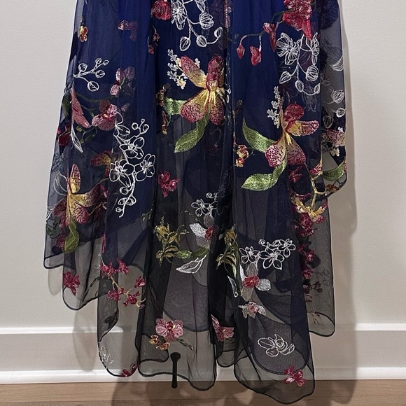 Marchesa Notte Embroidered Floral High
Low Dress sz 2 - Picture 11 of 14